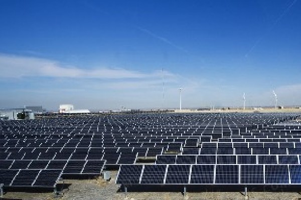 Shedding Light on Solar: How Solar Panels Drive Development and Sustainability